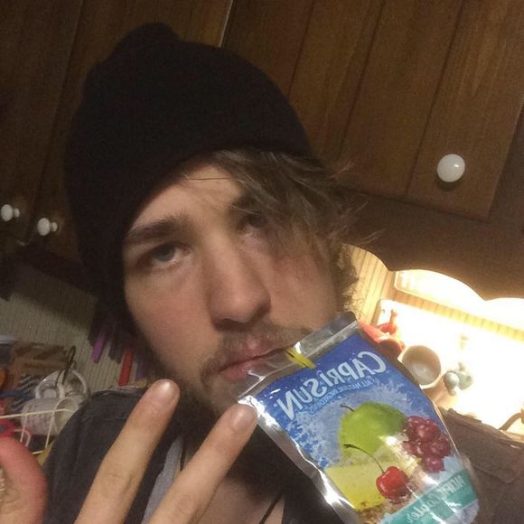 Meet your Posher, Joshua - Picture 1 of 1